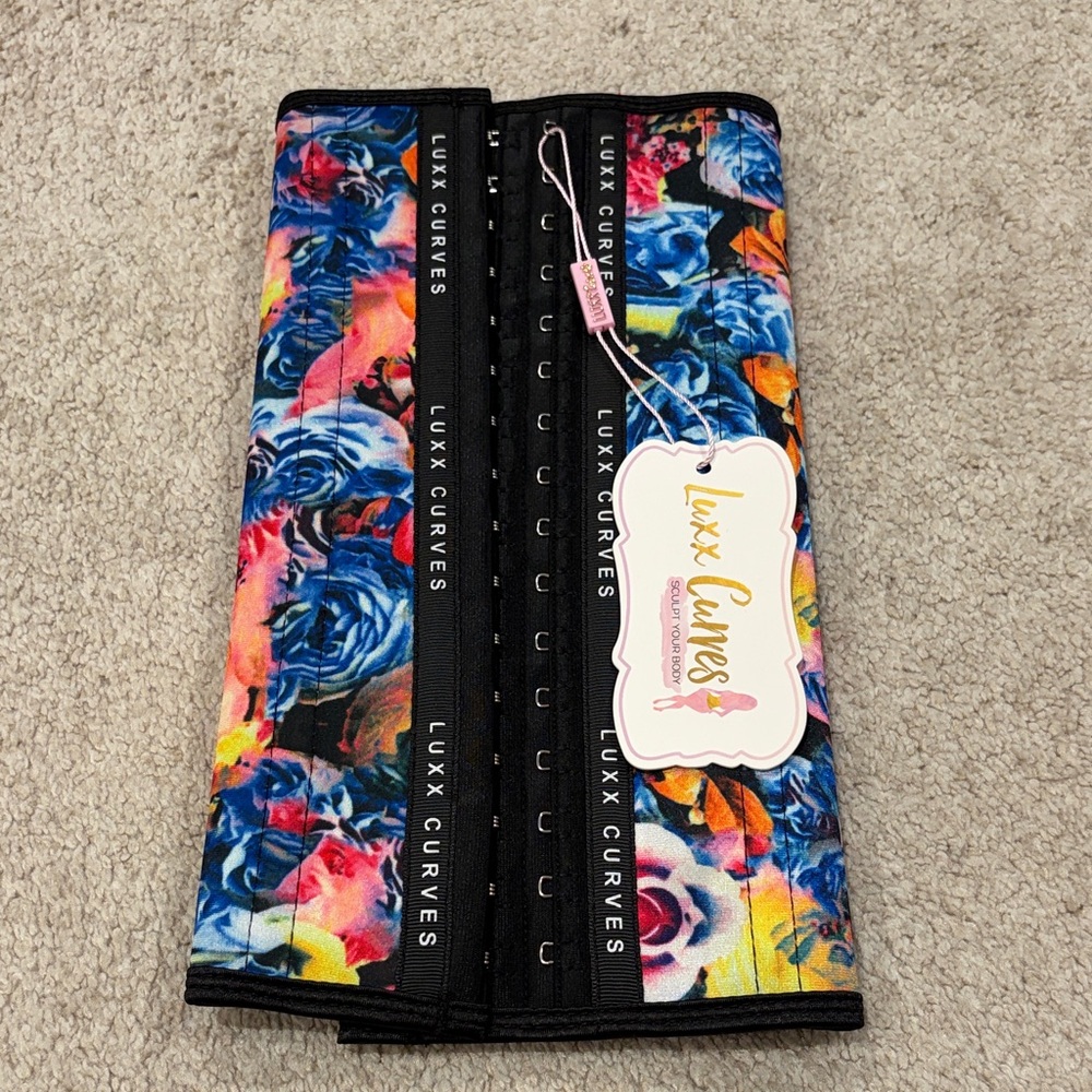 New in Package Luxx Curves Floral Waist Trainer, size 2XL, medium torso